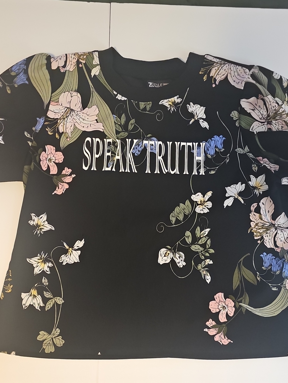 New York & Company Black Floral "SPEAK TRUTH" Short Sleeve Tee